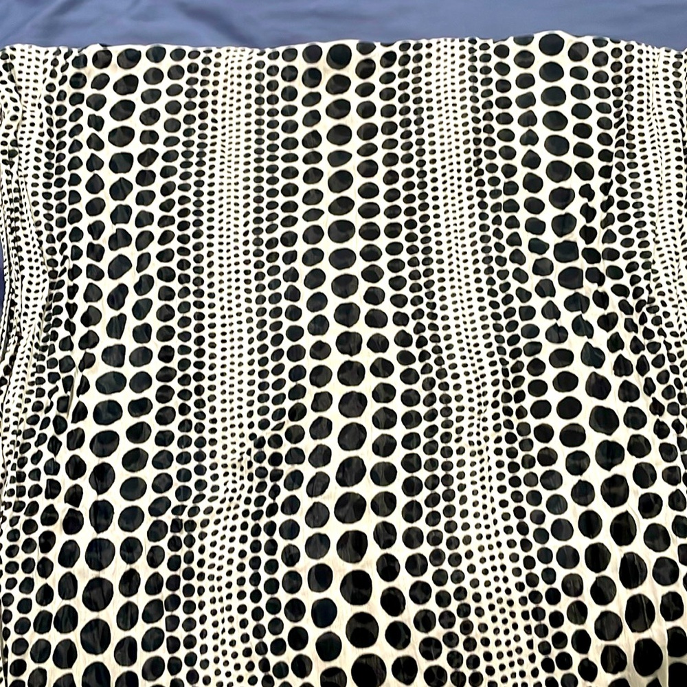 Yahoo Kusama oblong scarf